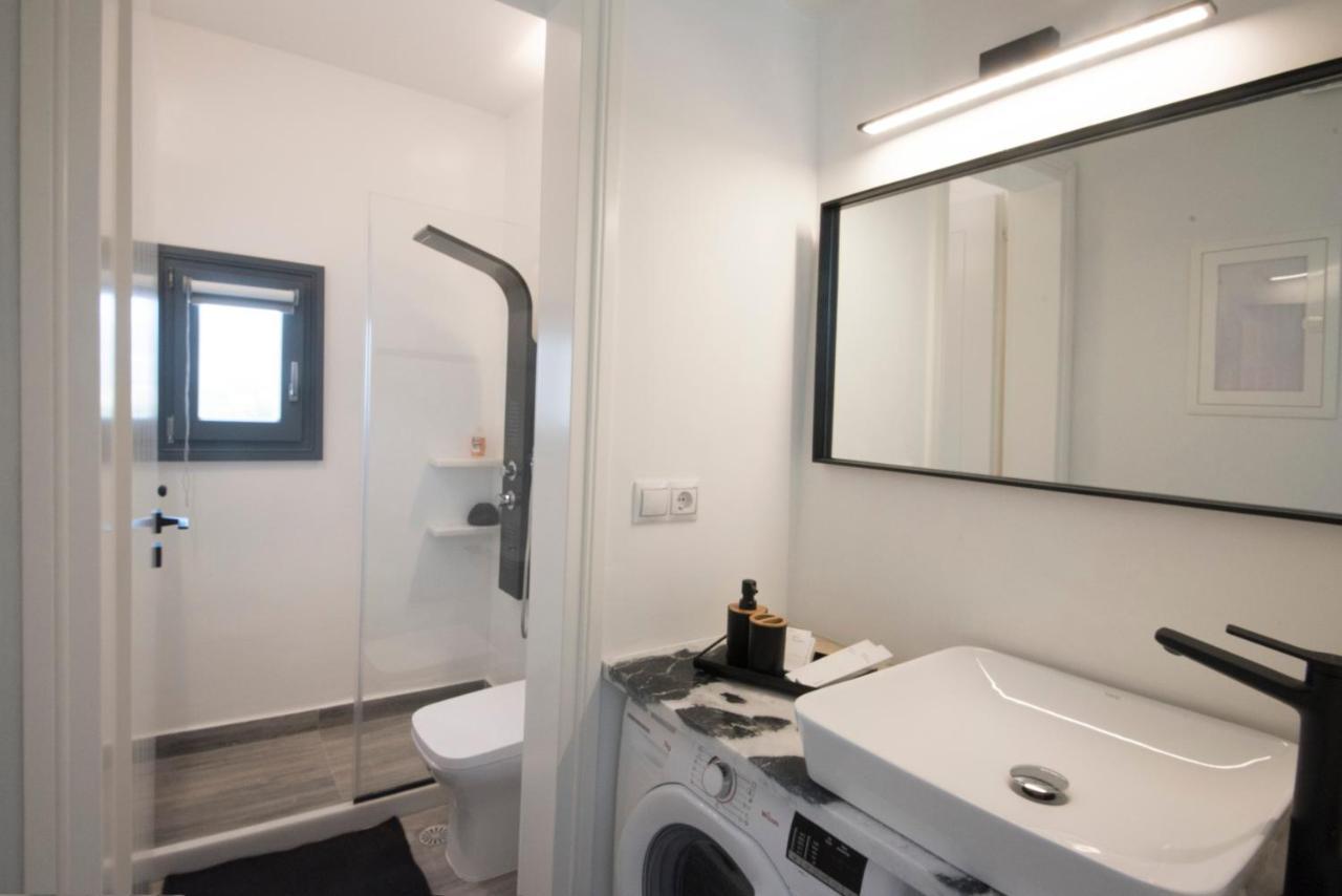 Villa White New 1Bd House With Private Jacuzzi In Isterni Isterni  Exterior foto